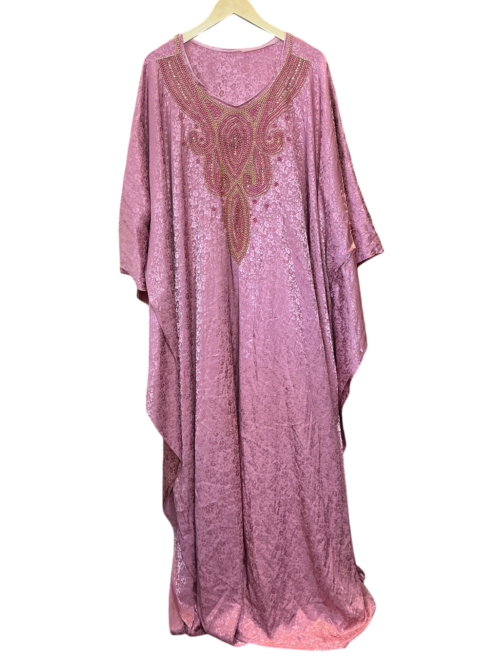 Modify Thrift mauve pink jacquard kaftan with gold and rose beaded neckline and flowing kimono sleeves