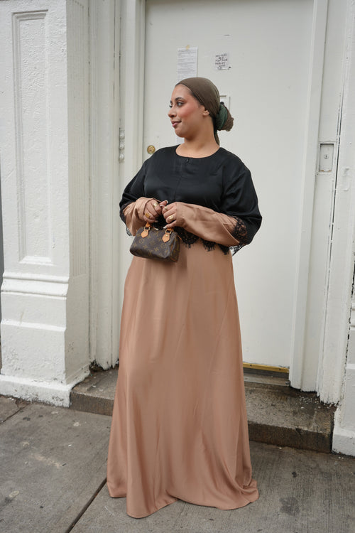 Black & Tan Two-Tone Lace Trim Satin Abaya
