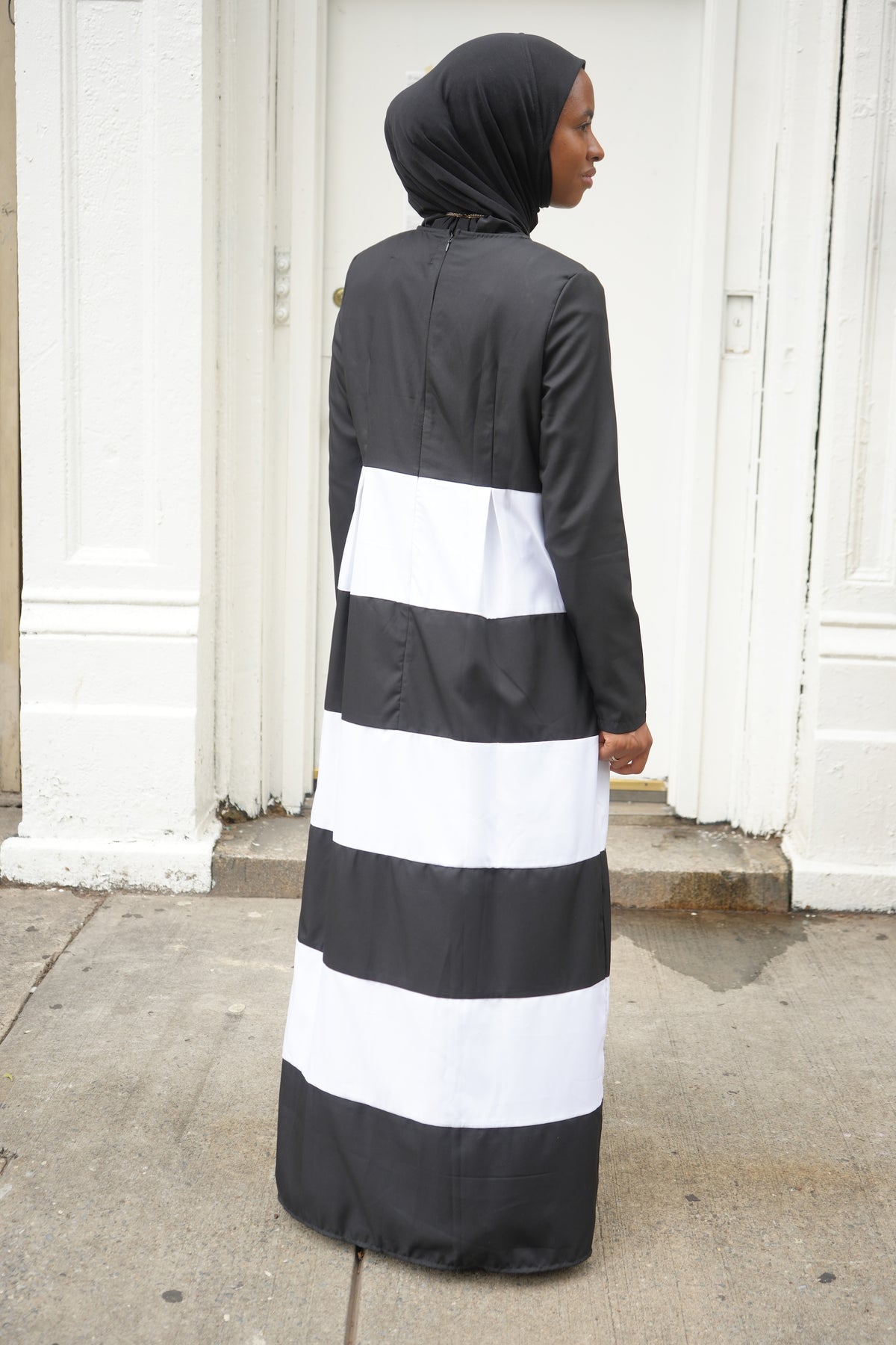 Black & White Bold Colorblock Striped Dress