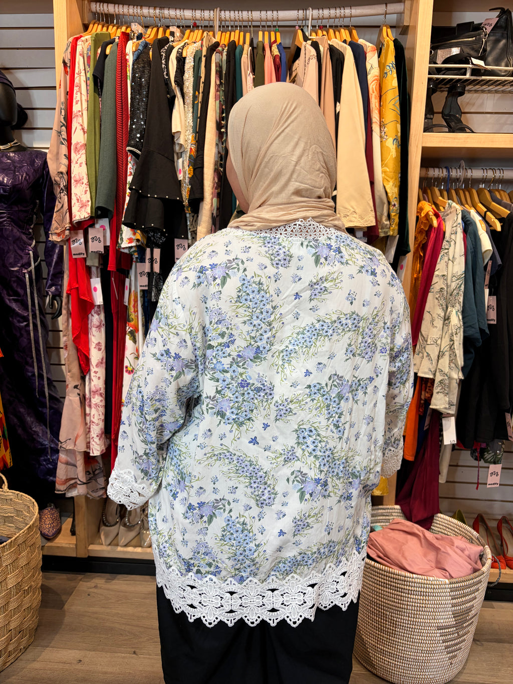 Floral Print Pintuck Lace-Trim Tunic Blouse
