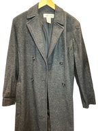 Modify Thrift vintage Jones New York charcoal grey metallic tweed double-breasted overcoat with notch lapels
