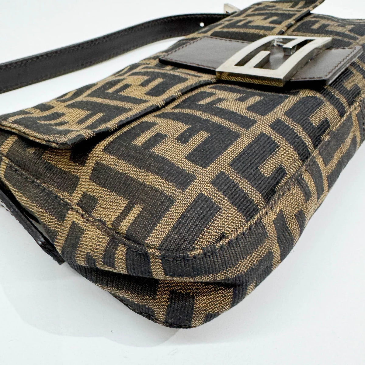 FENDI Baguette Zucca Brown Canvas Shoulder Bag