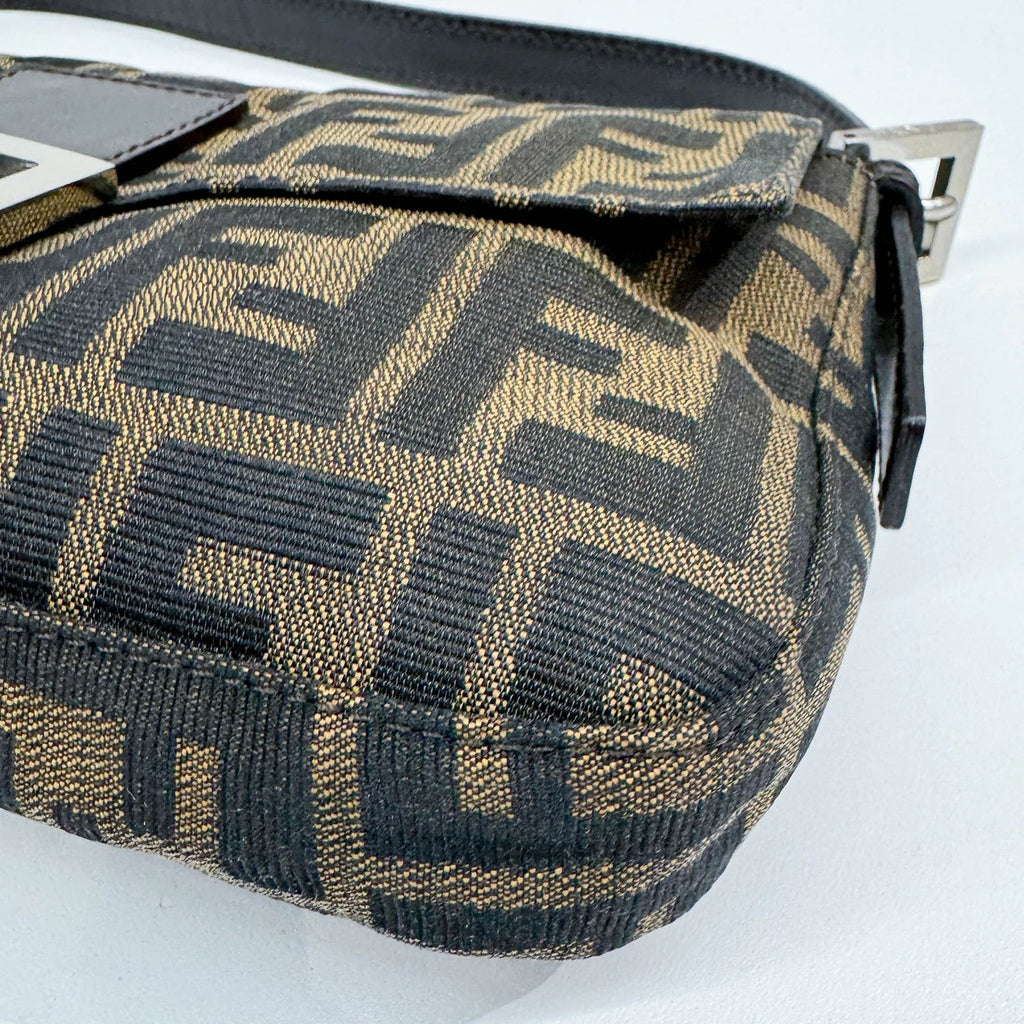 FENDI Baguette Zucca Brown Canvas Shoulder Bag